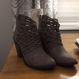 NWOT Fergalicious Booties